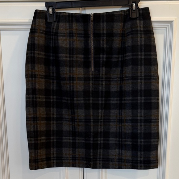 Cabi Step Out Skirt – Size 6 - Picture 4 of 4